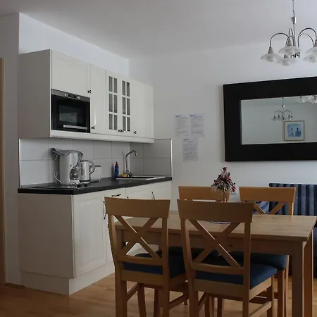 Haus Lowe 필즈모스